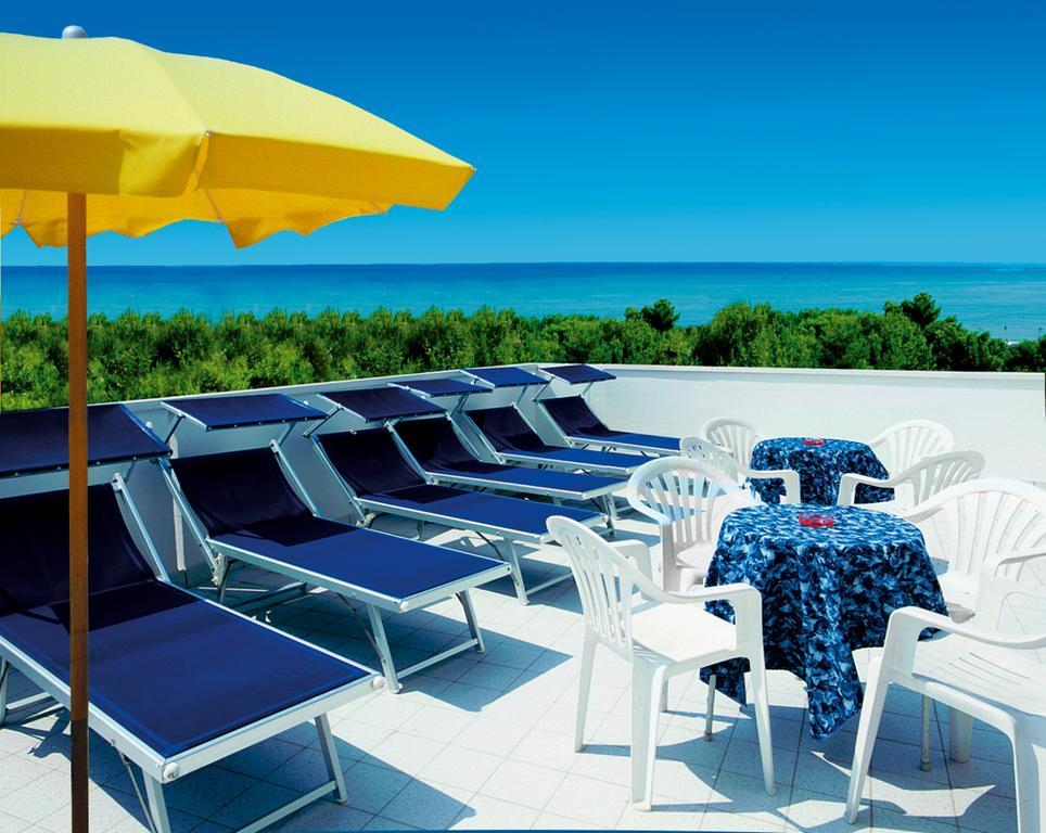 Hotel Clipper Giulianova Extérieur photo