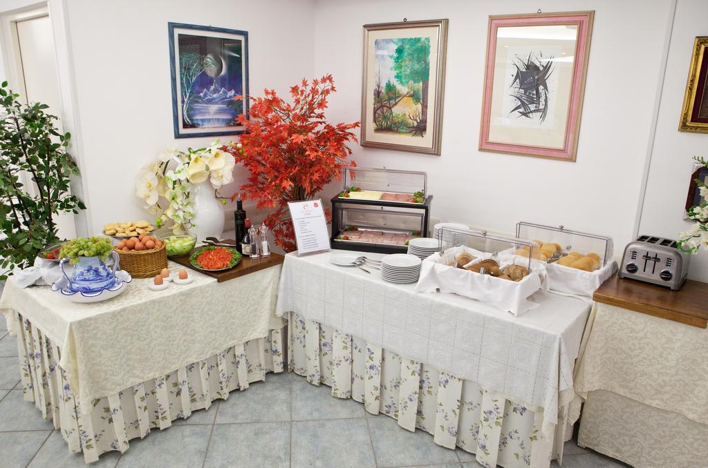 Hotel Clipper Giulianova Extérieur photo